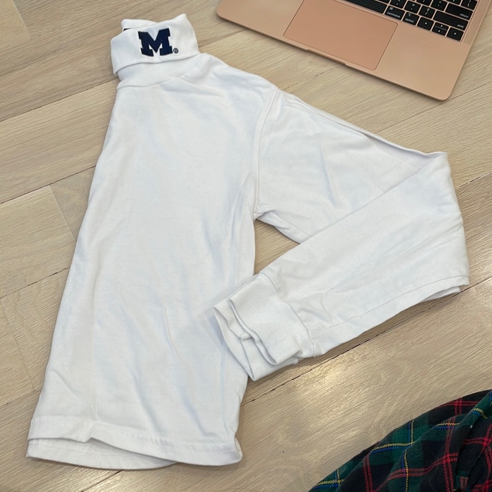 Umich turtleneck
